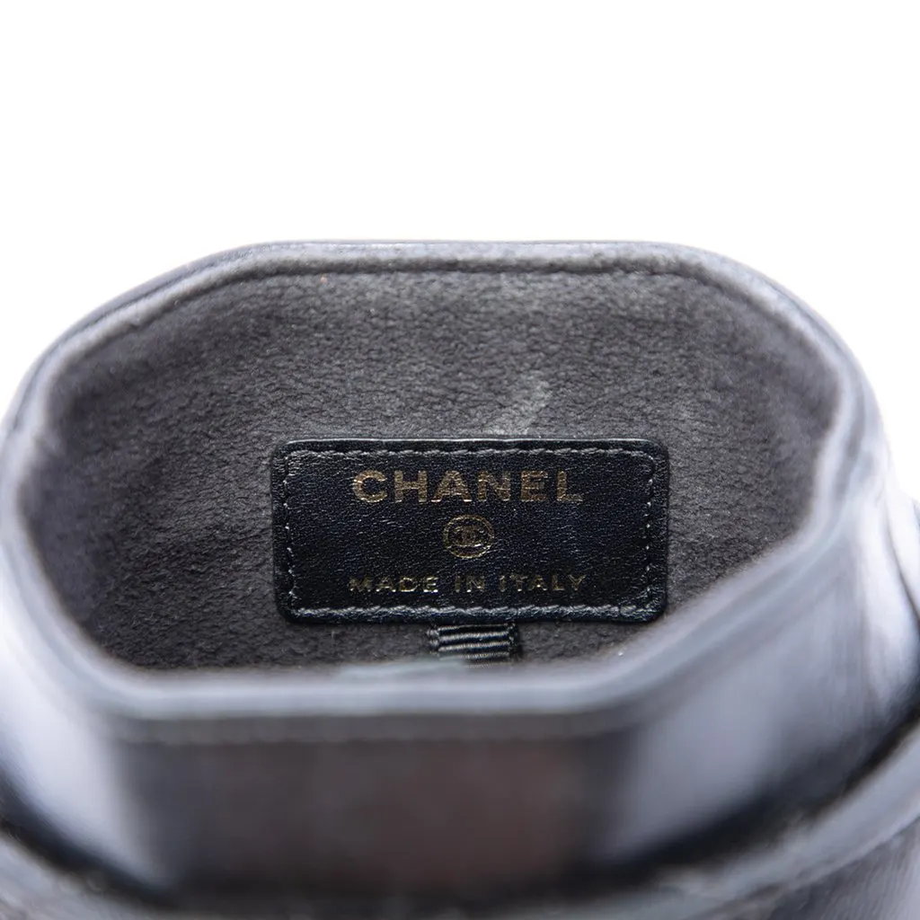 Chanel CC Quilted and Studded Lambskin Chain Around Phone Holder Black Leather Very good - Box View