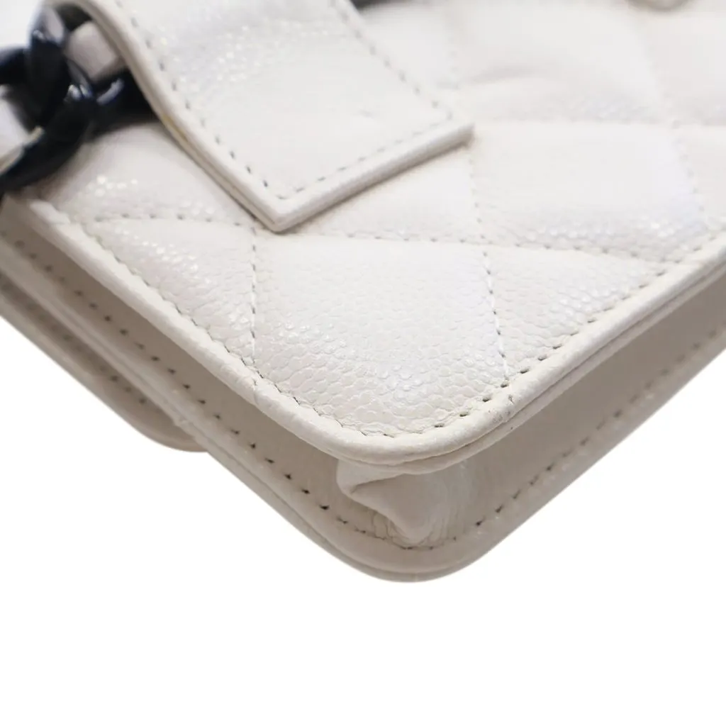 Chanel Quilted Caviar My Everything Belt Bag White Leather Very good - Model View