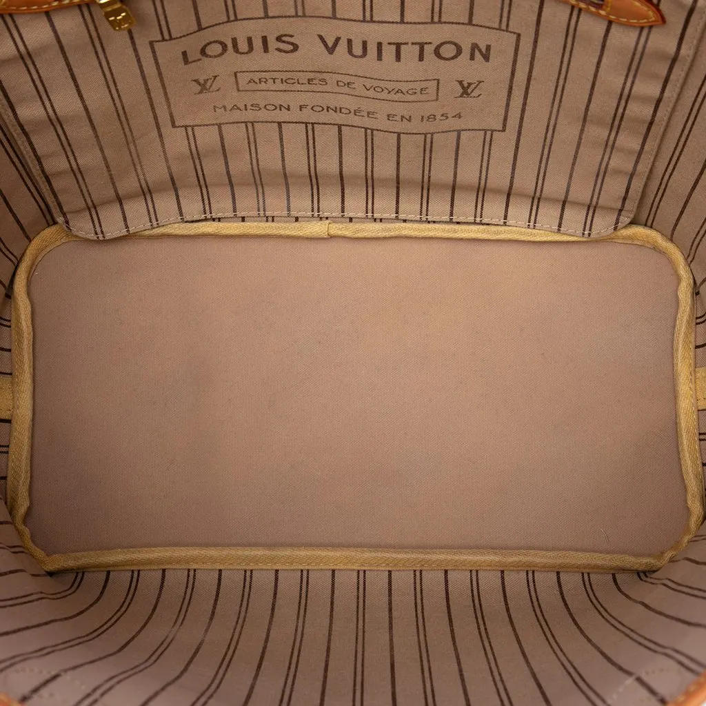 Louis Vuitton Monogram Neverfull MM Brown Very good - Model View