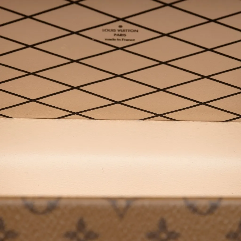 Louis Vuitton Monogram Reverse Petite Malle Brown Very good - Model View