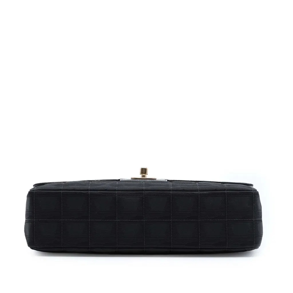 Chanel New Travel Line Medium Nylon Single Flap Black Very good - Inside View