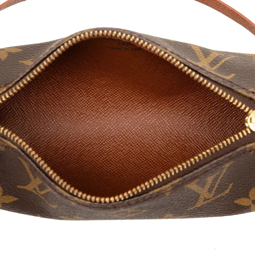 Louis Vuitton Monogram Papillon Pochette Brown Very good - Model View