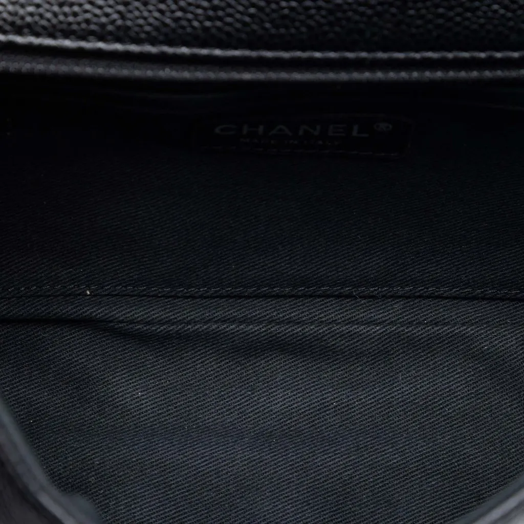 Chanel Medium Caviar CC Timeless Flap Black Leather Very good - Model View