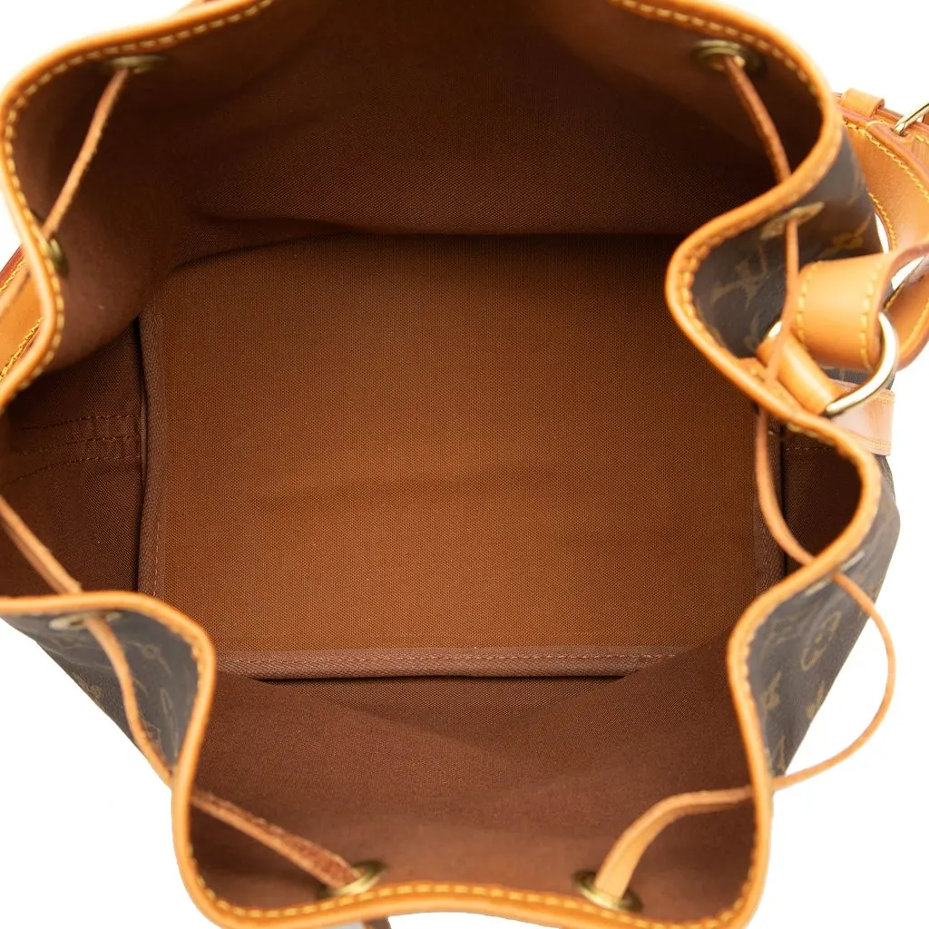 Louis Vuitton Monogram Petit Noe Brown Canvas Very good - Model View