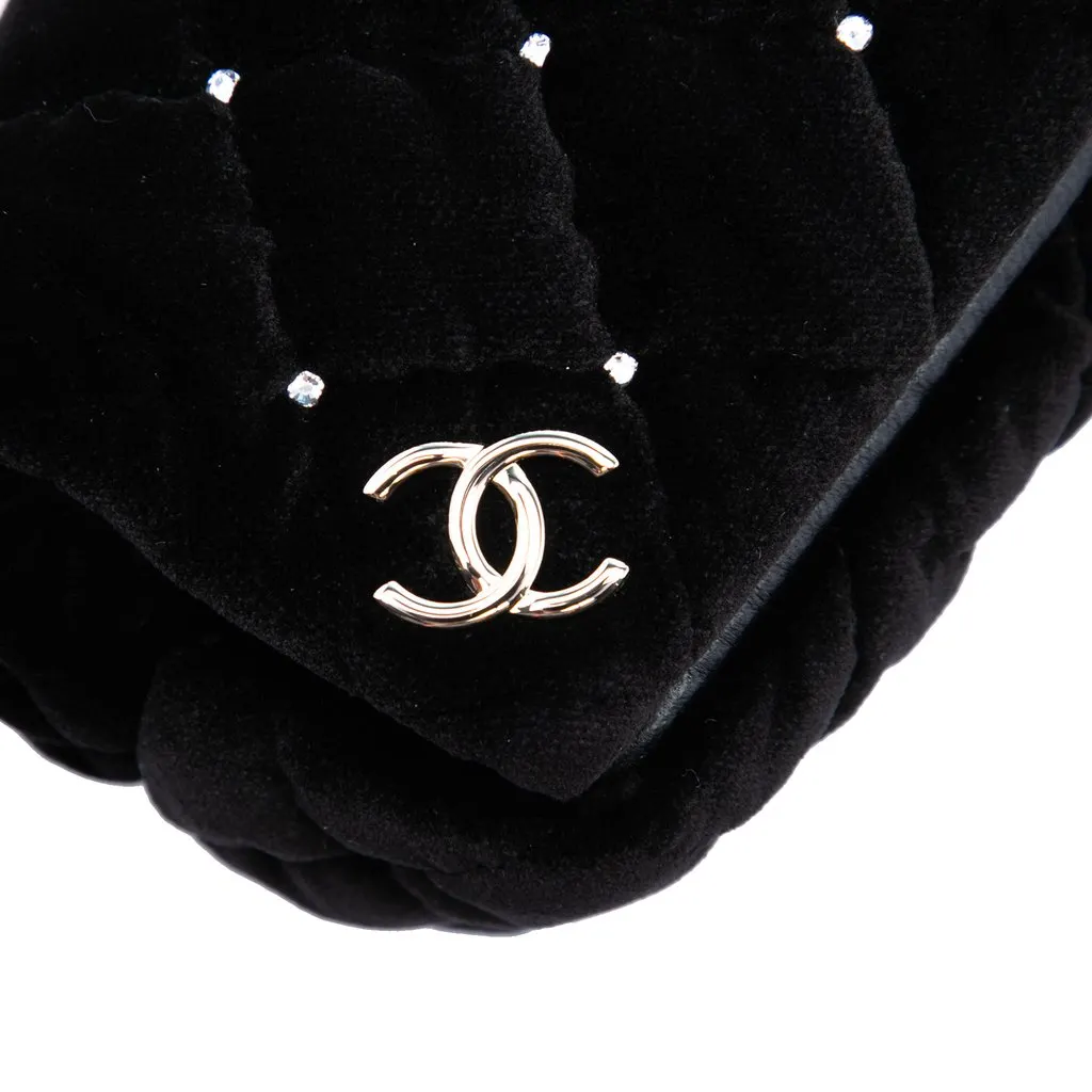 Chanel CC Quilted Velvet Crystal Wristlet Clutch Black Very good - Box View