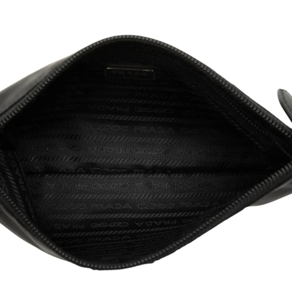 Prada Saffiano Trimmed Tessuto Wristlet Zip Pouch Black Polyamide Very good - Model View