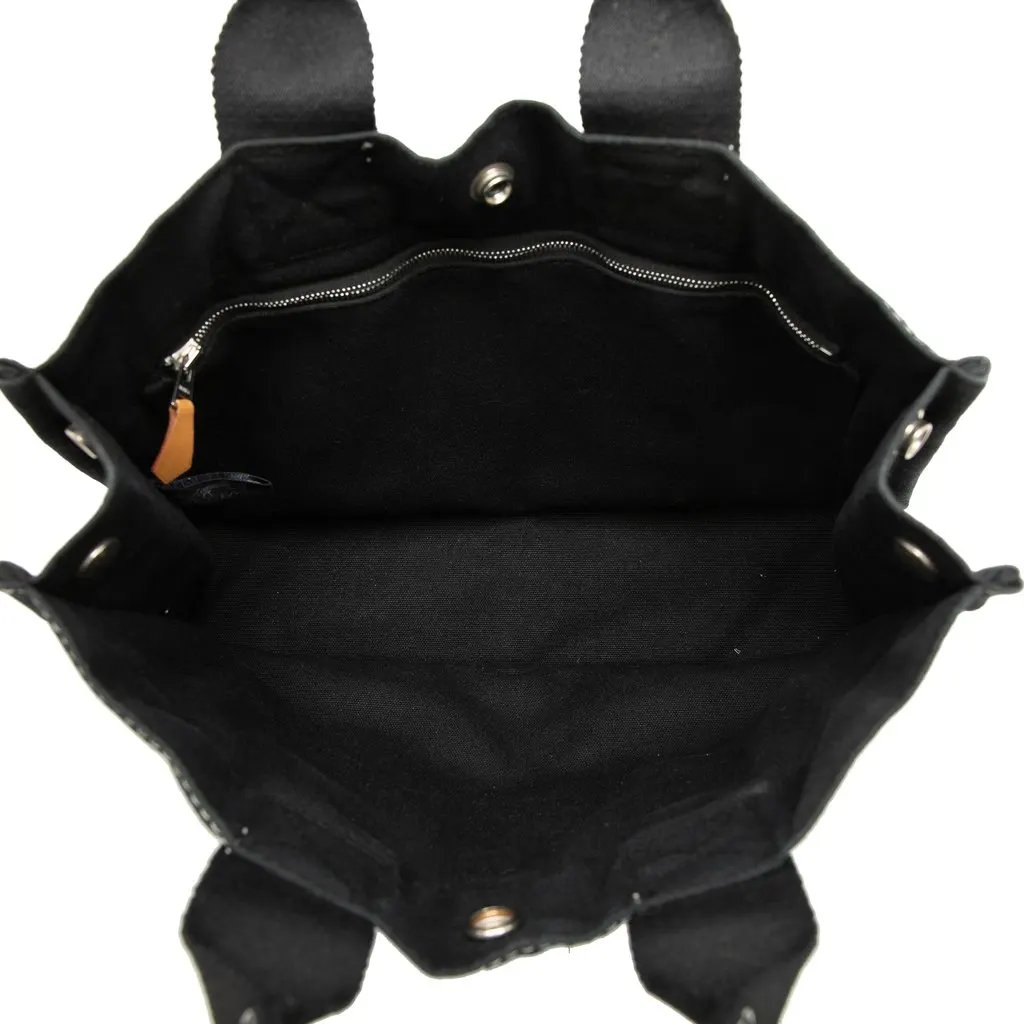 Hermès Canvas Fourre Tout PM Black Very good - Model View