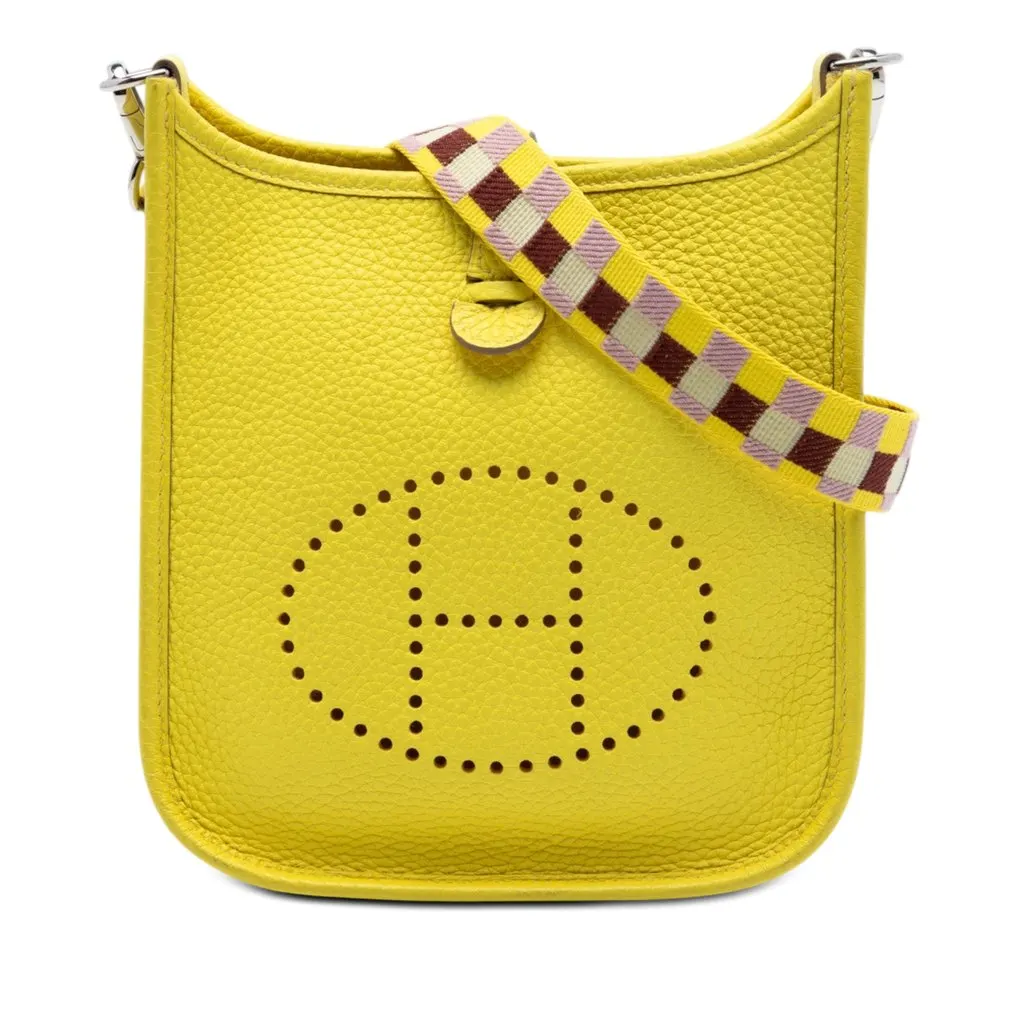 Hermès Clemence Amazone Evelyne 16 Yellow Leather Very good - Front View
