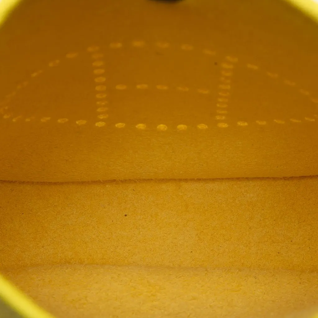Hermès Clemence Amazone Evelyne 16 Yellow Leather Very good - Model View