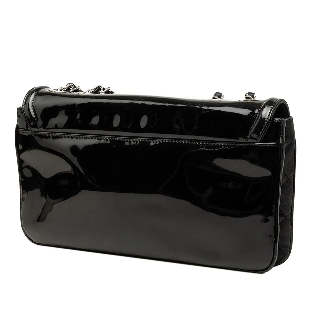 Chanel CC Patent Lipstick Ligne Flap Black Leather Very good - Back View
