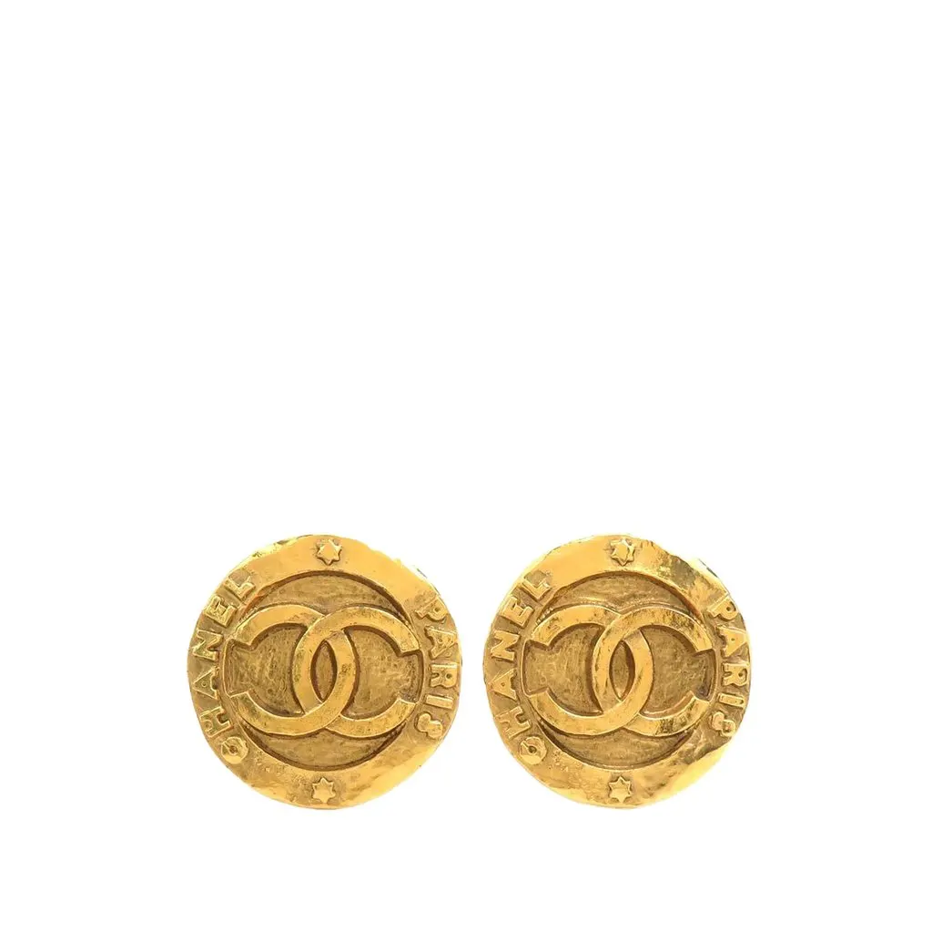 Chanel CC Gold Plated Logo Round Clip On Earrings Gold Metal Very good - Front View