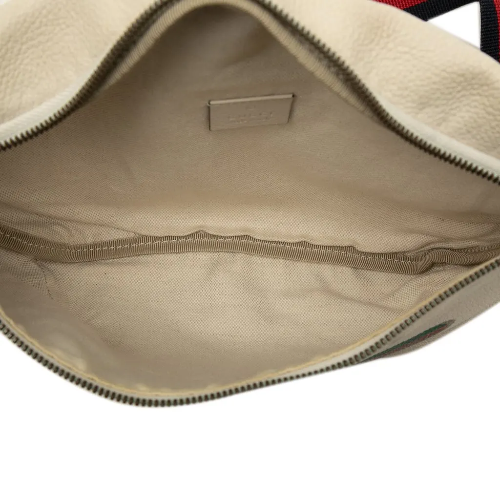 Gucci Grained Calfskin Logo Belt Bag White Leather Very good - Model View