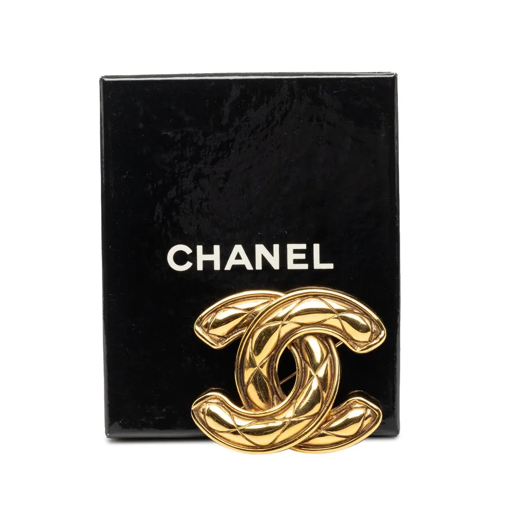 Chanel CC Gold Plated Quilted Pin Brooch Gold Metal Very good - Box View
