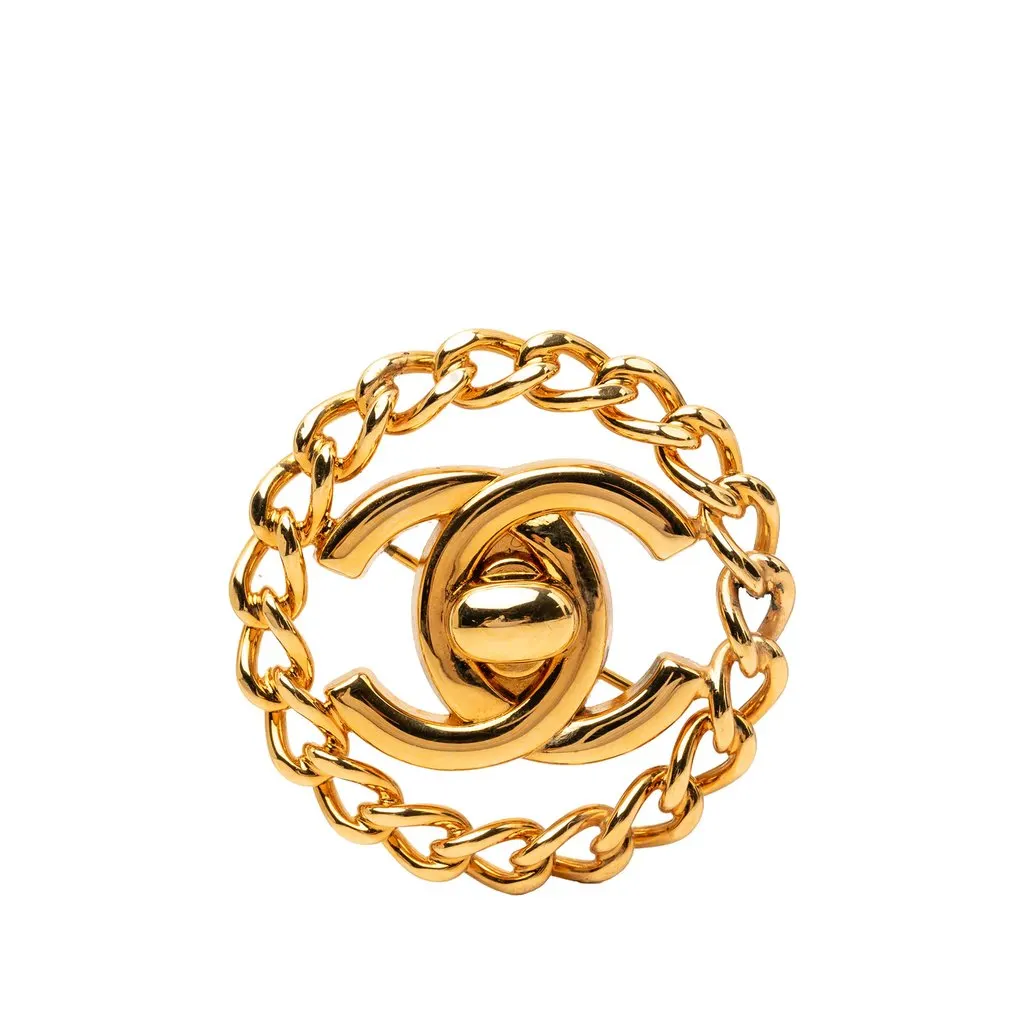 Chanel CC Gold Plated Turn Lock Chain Round Brooch Gold Metal Very good - Front View