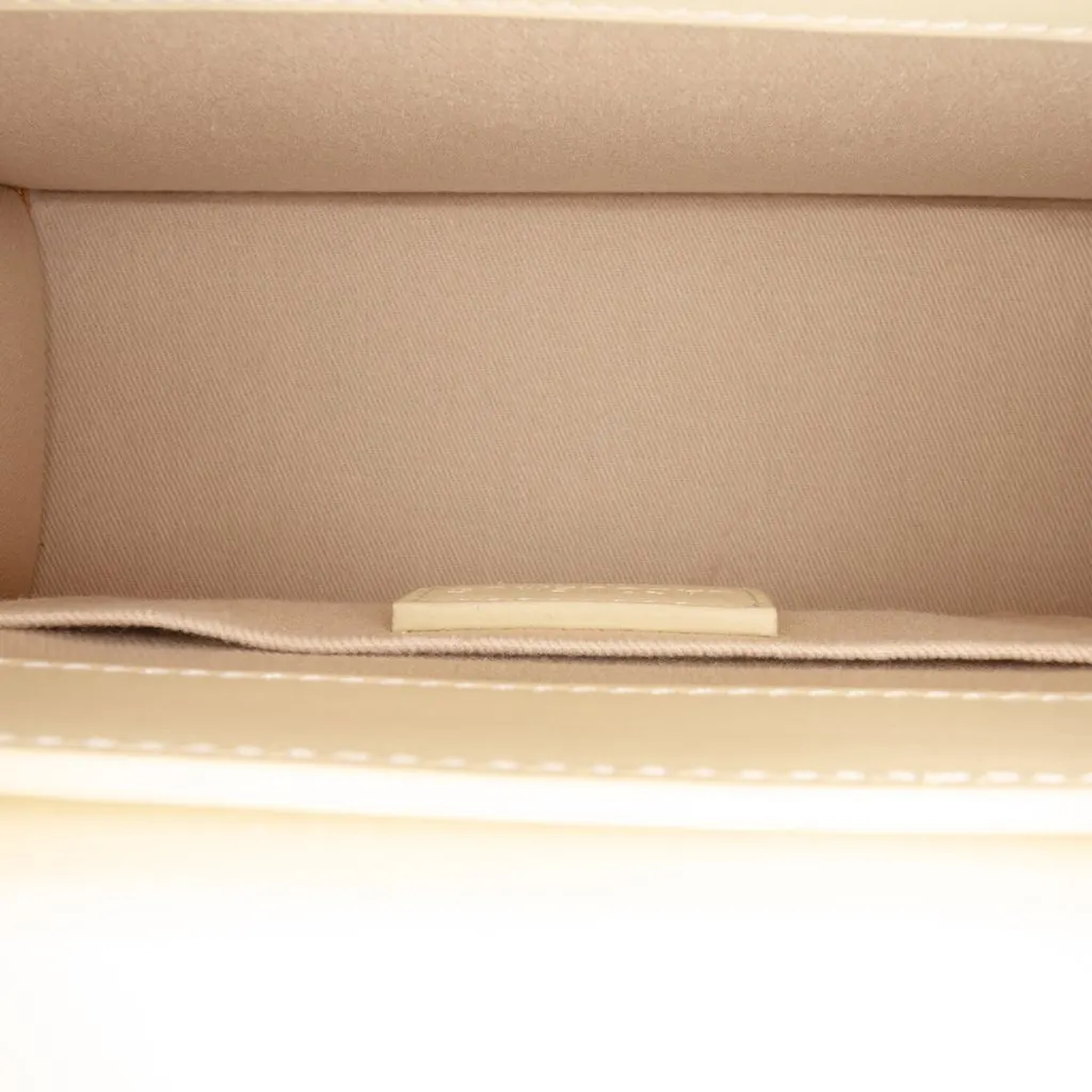 Jacquemus Smooth Calfskin Le Grand Chiquito Beige Leather Very good - Model View
