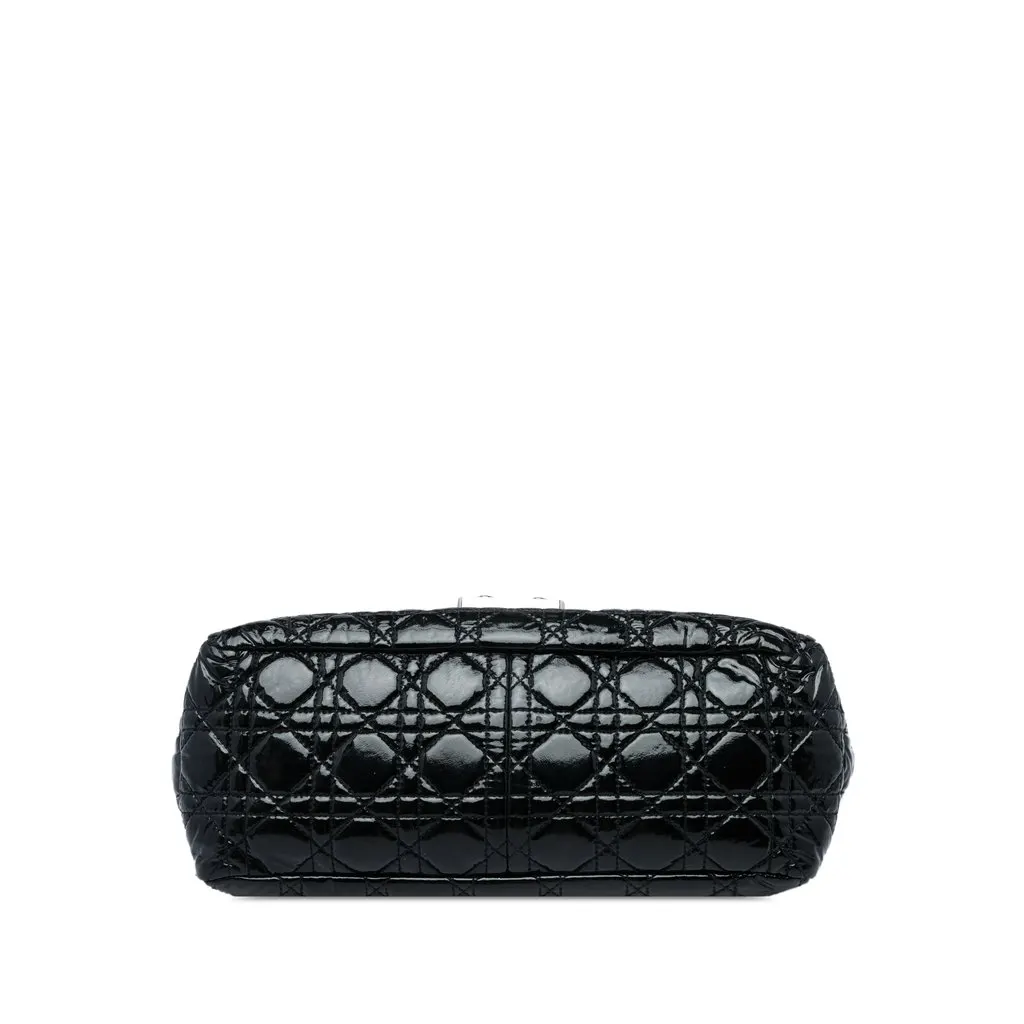 Dior Patent Cannage New Lock Shoulder Bag Black Leather Good - Inside View