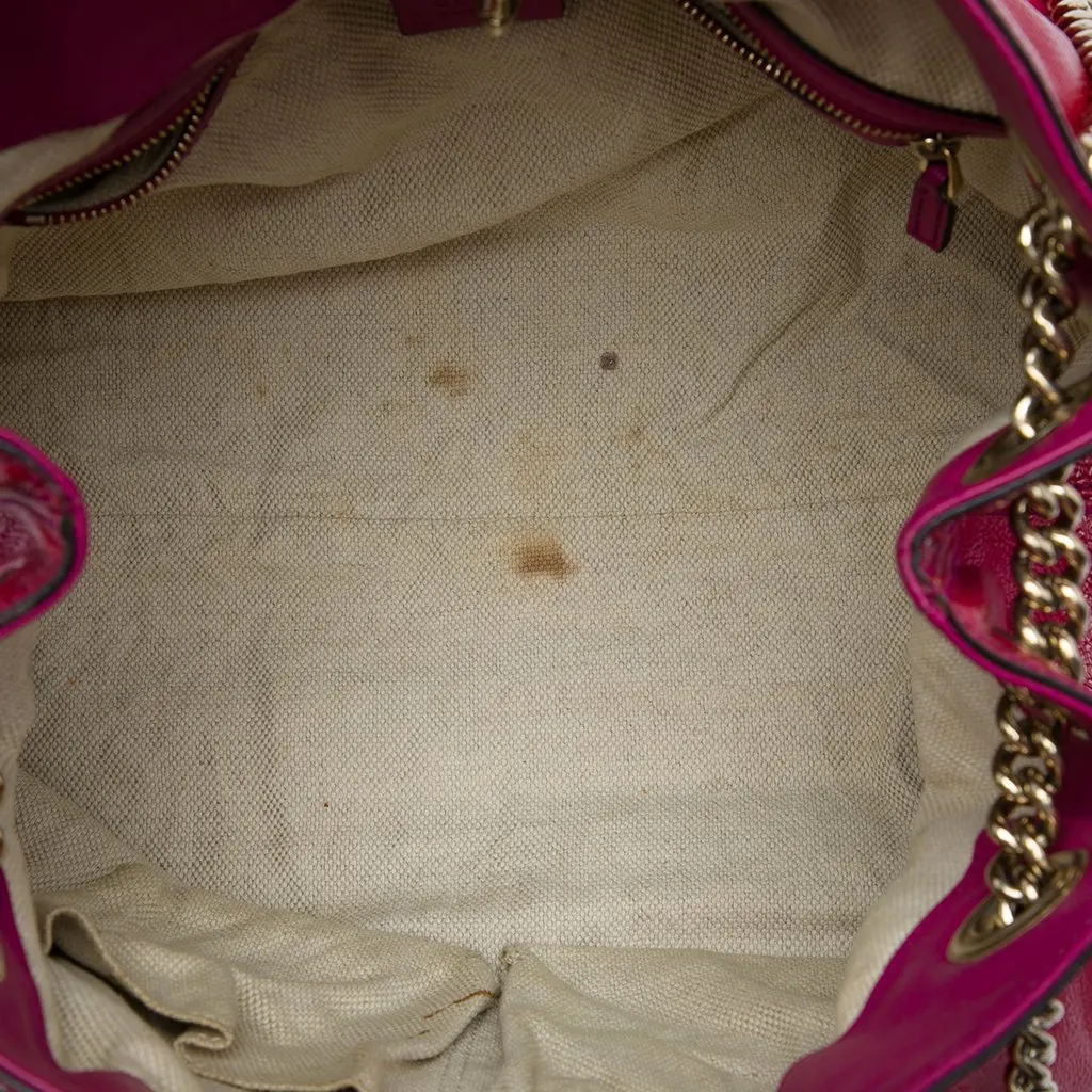 Gucci Medium Patent Soho Chain Tote Pink Leather Good - Model View