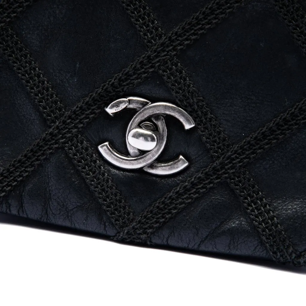 Chanel Mini CC Iridescent Calfskin Diamond Stitch Flap Black Leather Very good - Box View