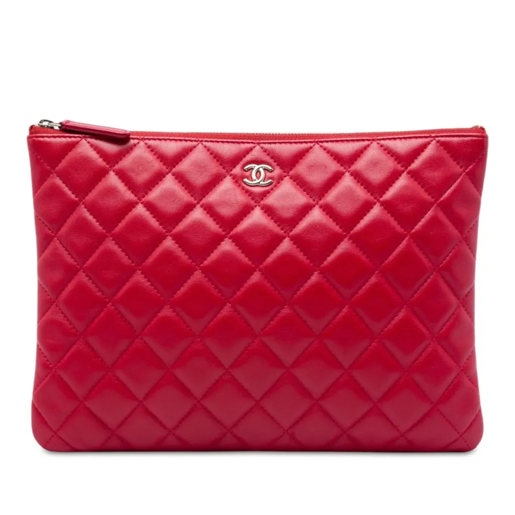 Chanel Medium Quilted Lambskin O Case Clutch Red Leather Very good - Front View