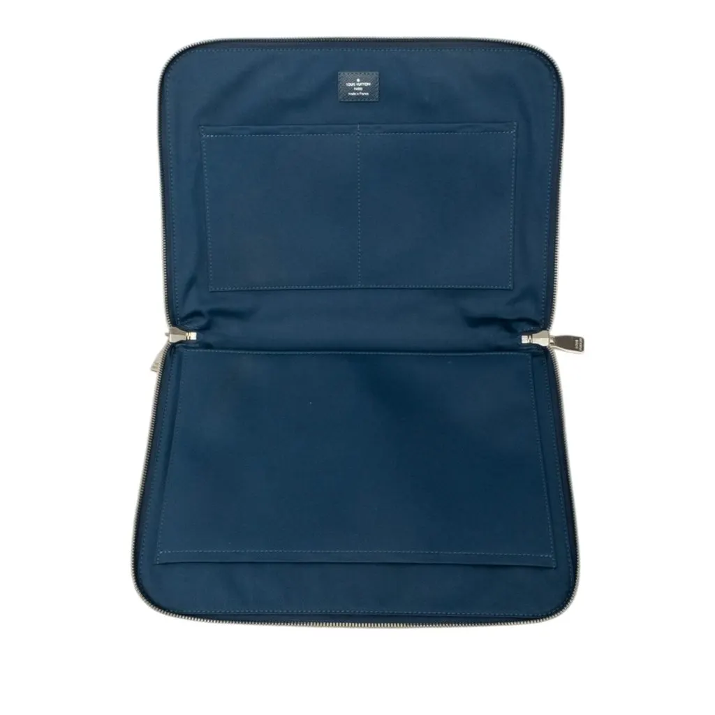 Louis Vuitton Taiga Porte Documents Slim Blue Leather Very good - Model View
