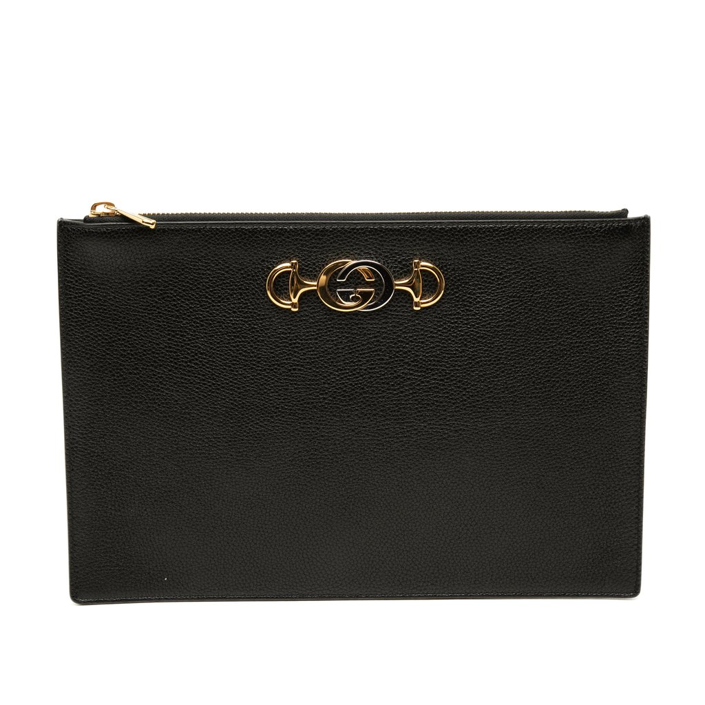 もえりん【美品】GUCCI ブラック ケース Gucci Grained Calfskin Zumi Zip Pouch | Libas Collective