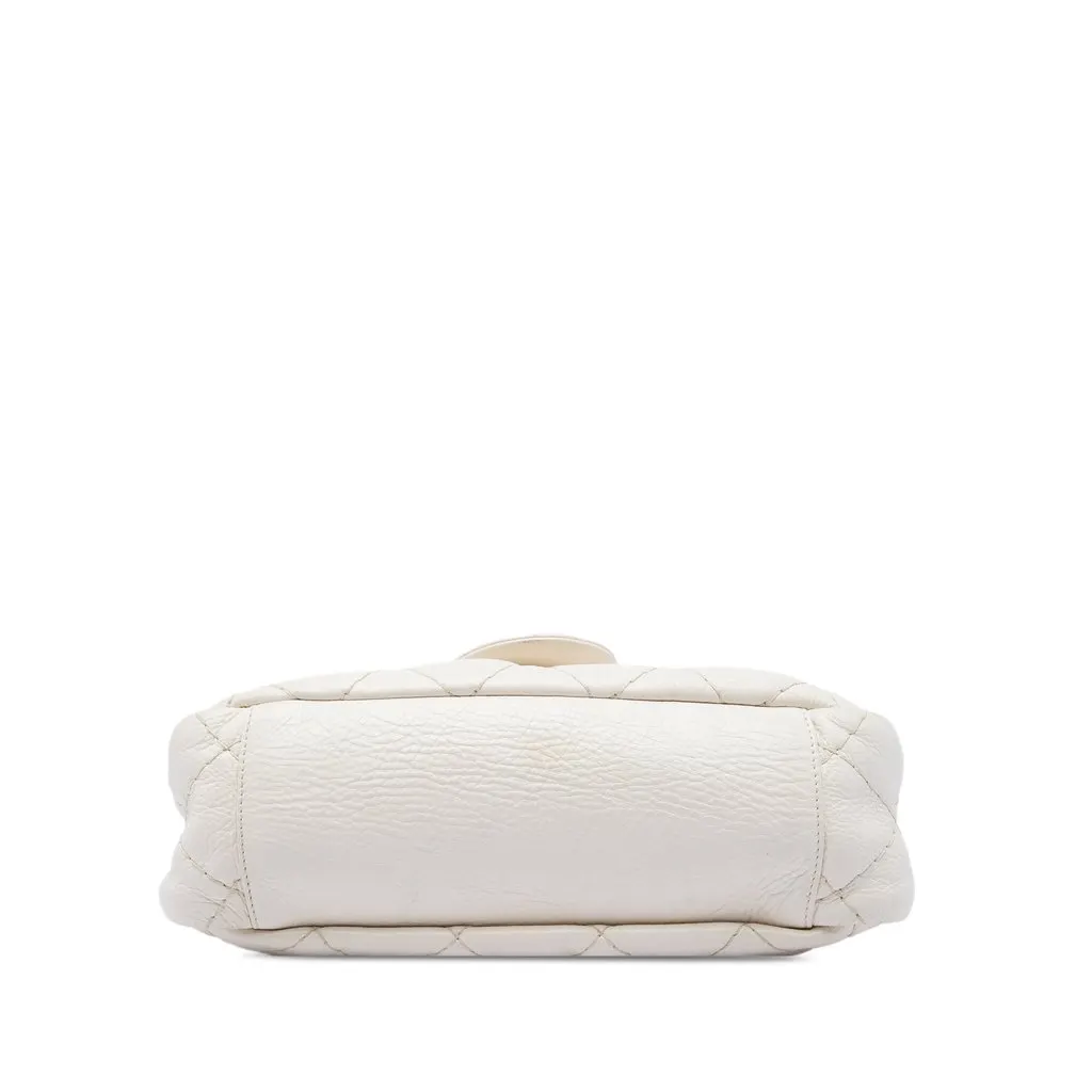 Chanel Glazed Calfskin On The Road Flap White Leather Very good - Inside View