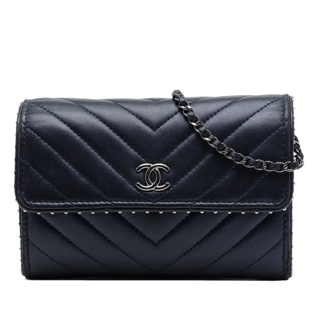 Chanel CC Chevron Lambskin Studded Wallet On Chain Blue Leather Very good - Front View