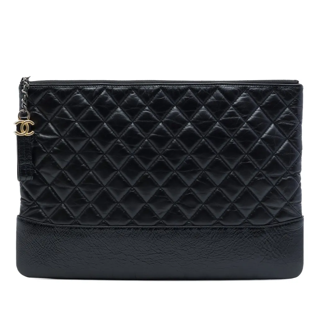 Chanel Large Aged Calfskin Gabrielle O Case Clutch Black Leather Very good - Front View