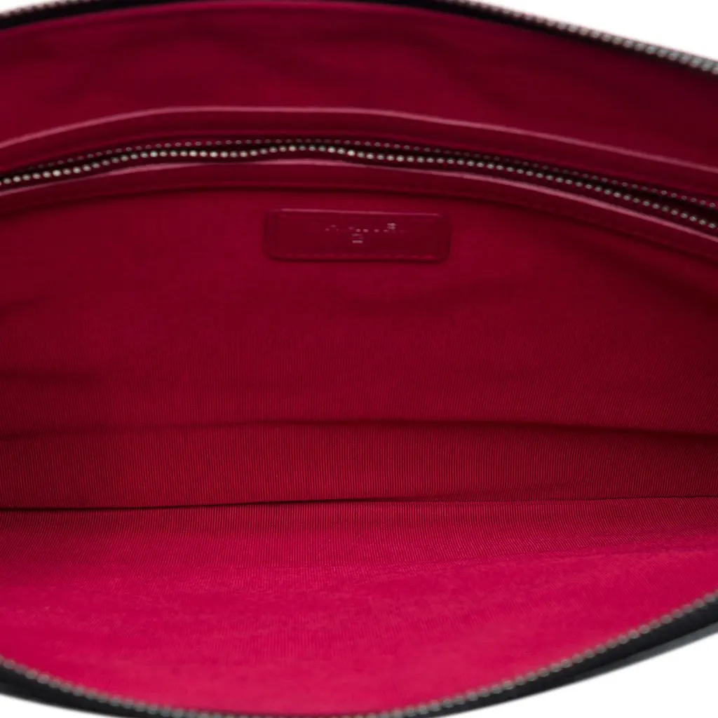 Chanel Large Aged Calfskin Gabrielle O Case Clutch Black Leather Very good - Model View
