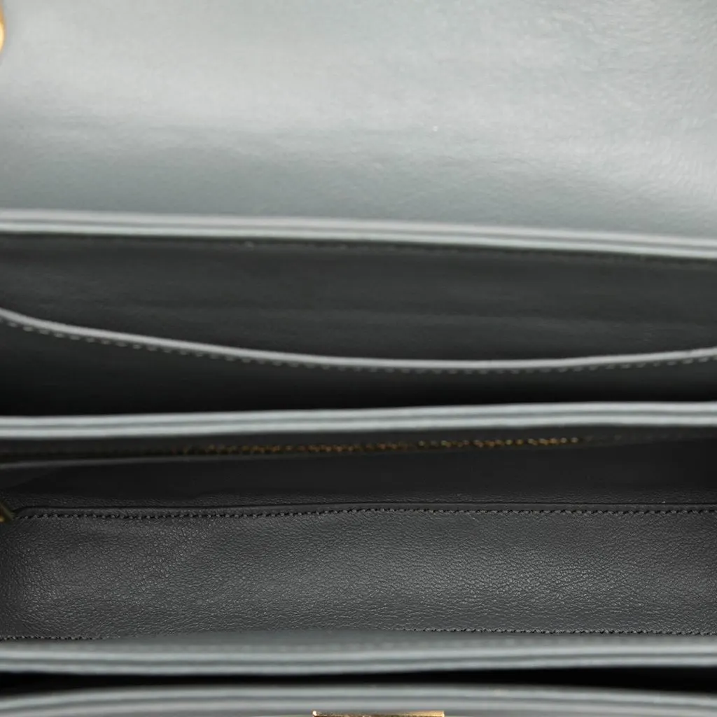 Celine Medium Calfskin C Crossbody Green Leather Very good - Model View