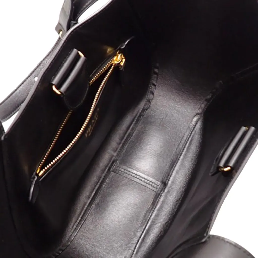 Prada Medium Leather Tote Black Leather Very good - Model View