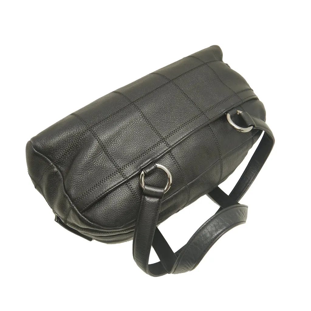 Chanel Chocolate Bar Caviar Shoulder Bag Black Leather Very good - Back View