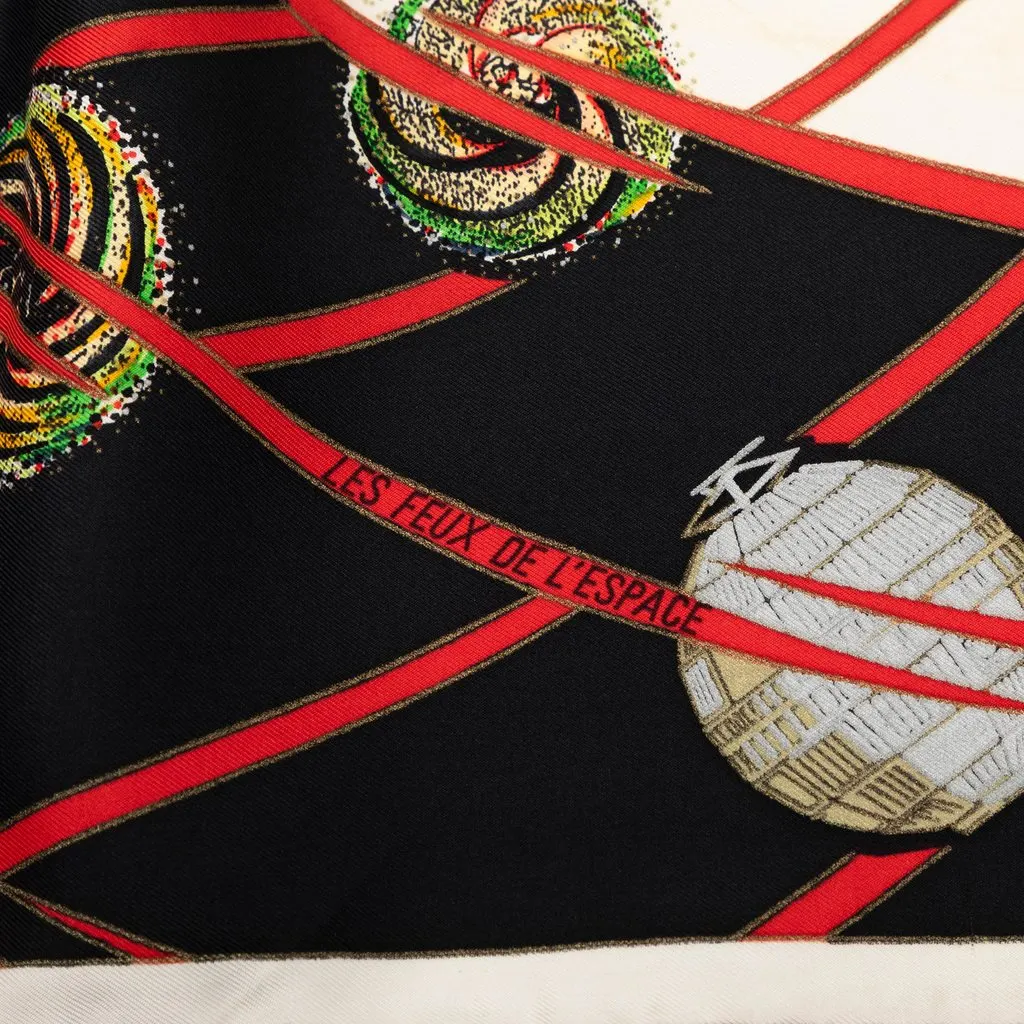 Hermès Les Feux de L Espace Silk Scarf 90 White Very good - Model View