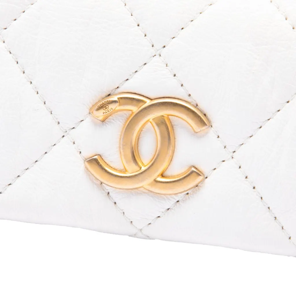 Chanel CC Quilted Lambskin Hobo White Leather Very good - Box View
