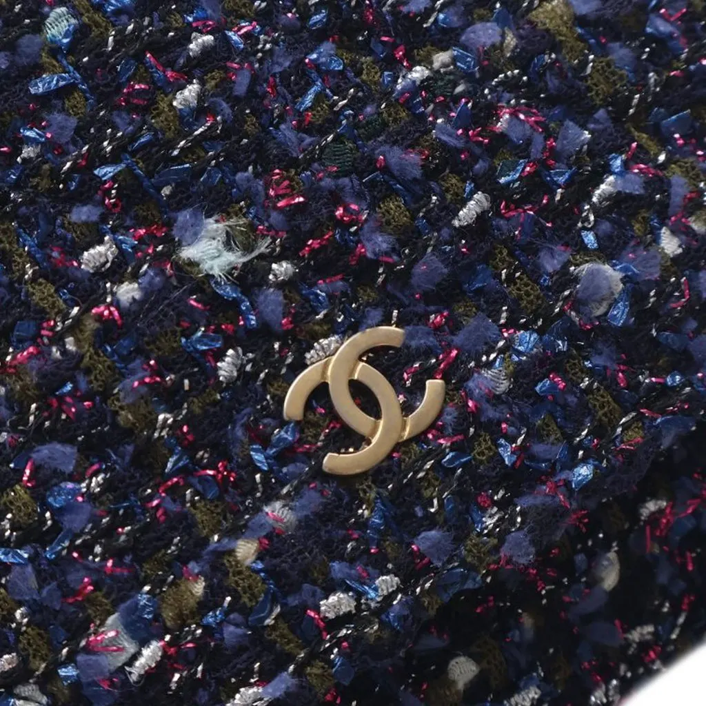 Chanel CC Tweed Charms Wallet On Chain Blue Very good - Model View