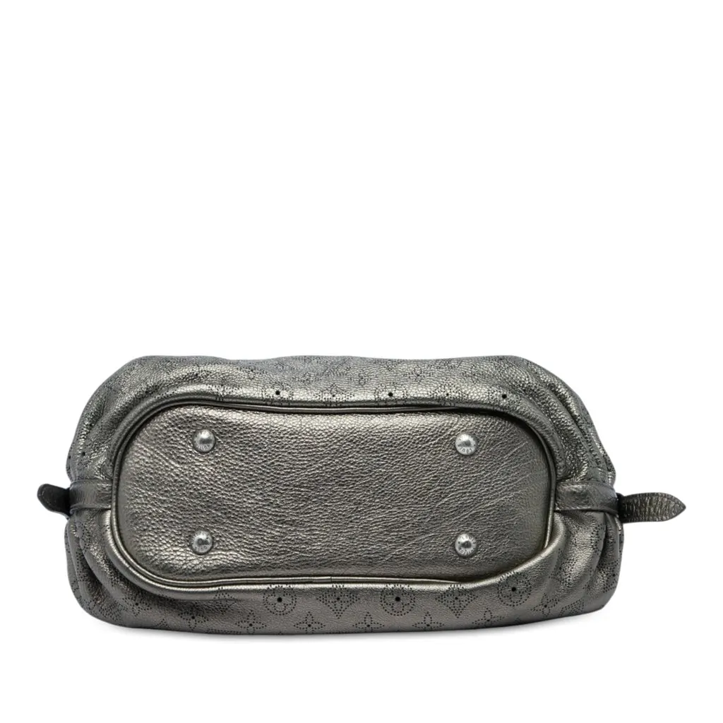 Louis Vuitton Monogram Mahina XS Silver Leather Very good - Inside View