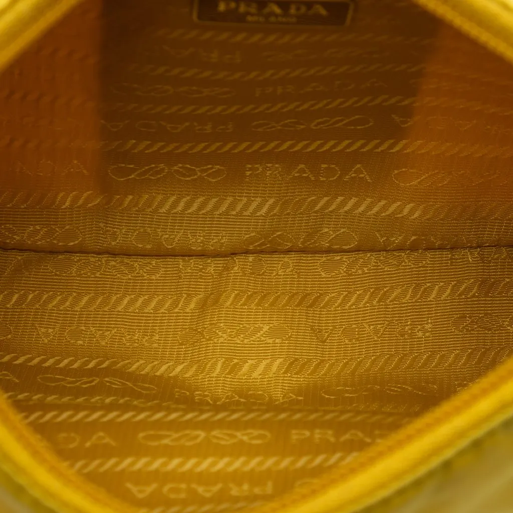 Prada Mini Tessuto Re Edition 2000 Shoulder Bag Yellow Very good - Model View