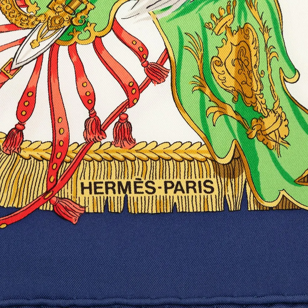 Hermès Caparacons de la France et de lInde Silk Scarf 90 White Silk Never worn - Inside View