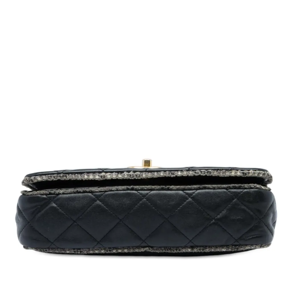 Chanel Small CC Quilted Lambskin and Tweed Chain Flap Black Leather Very good - Inside View