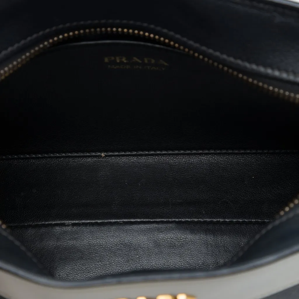 Prada Bicolor Saffiano and City Calf Esplanade Crossbody Black Leather Very good - Model View