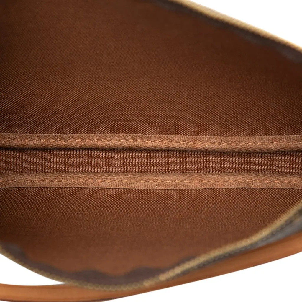 Louis Vuitton Monogram Pochette Accessoires Brown Very good - Model View