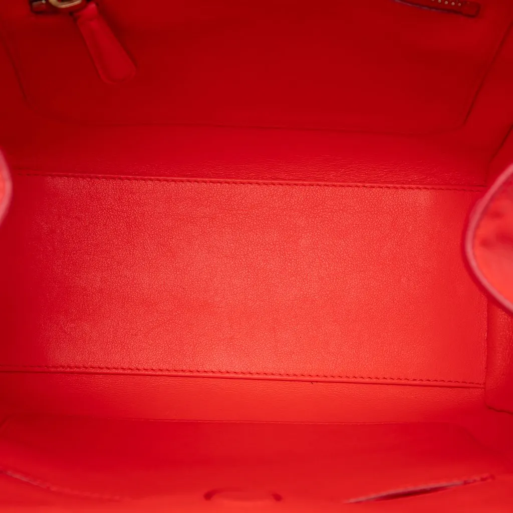 Dior Small Smooth Calfskin Diorbar Tote Red Leather Very good - Model View