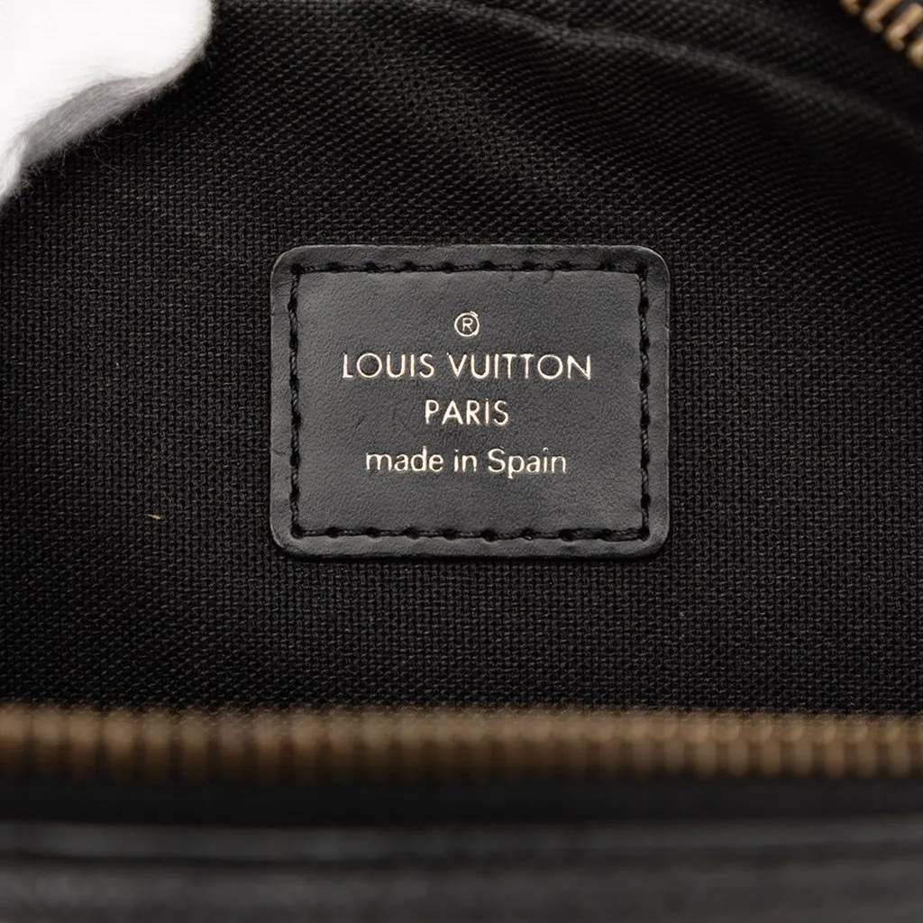 Louis Vuitton Taiga Pochette Kaluga Black Leather Very good - Box View