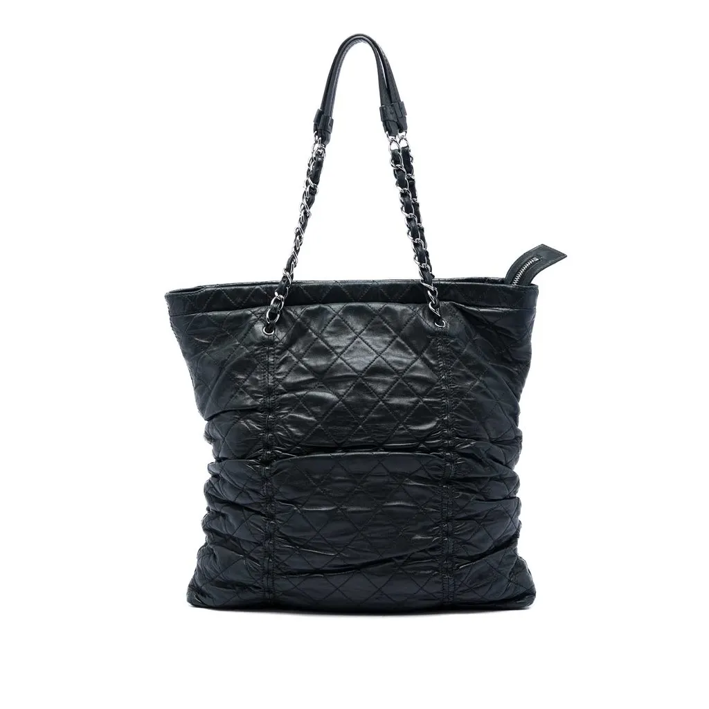 Chanel Quilted Lambskin North South Sharpei Shopping Tote Black Leather Very good - Front View