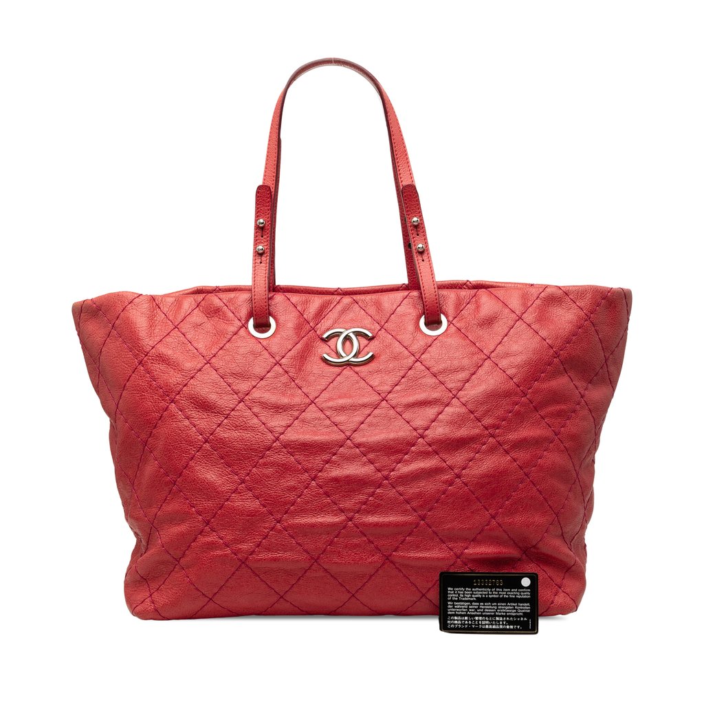 Chanel Large Glazed Calfskin On The Road Tote Red X-Large Le