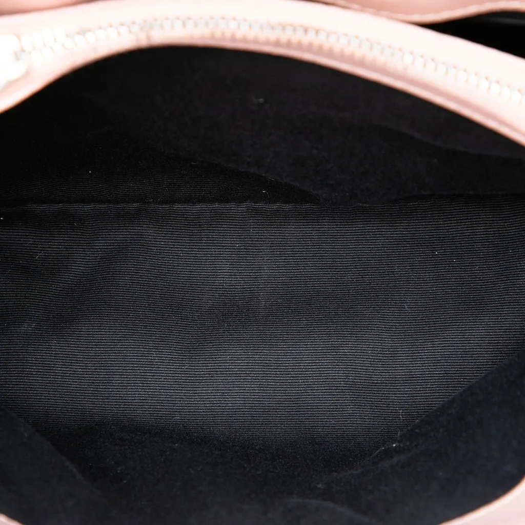 Saint Laurent Small Matelasse Calfskin Monogram LouLou Shoulder Bag Pink Leather Very good - Model View