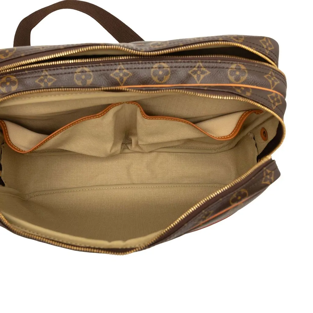 Louis Vuitton Monogram Reporter GM Brown Canvas Very good - Model View