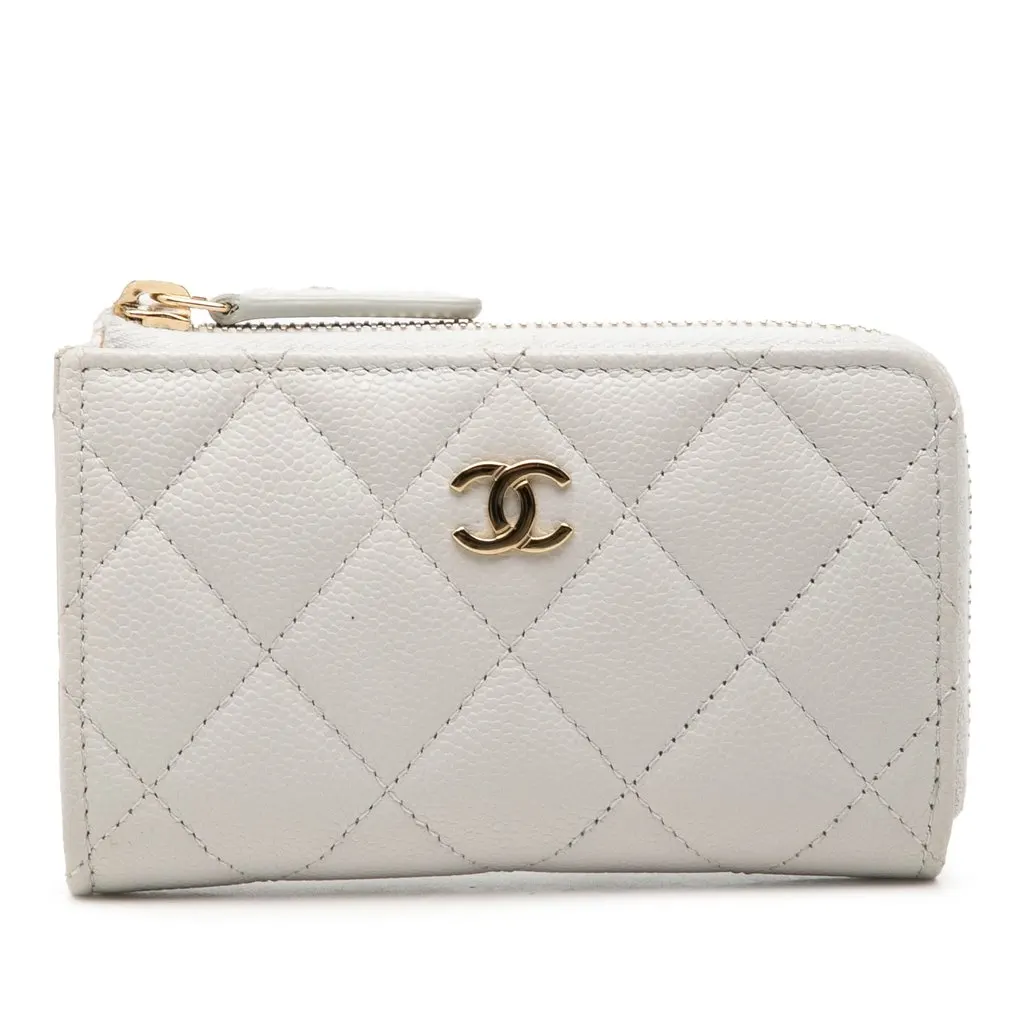 Chanel CC Quilted Caviar Zip Around Card Holder White Leather Very good - Front View