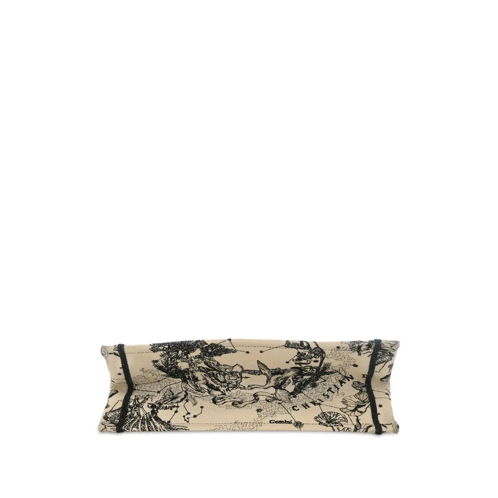 Dior Medium Canvas Embroidered Zodiac Toile De Jouy Book Tote White Canvas Very good - Inside View
