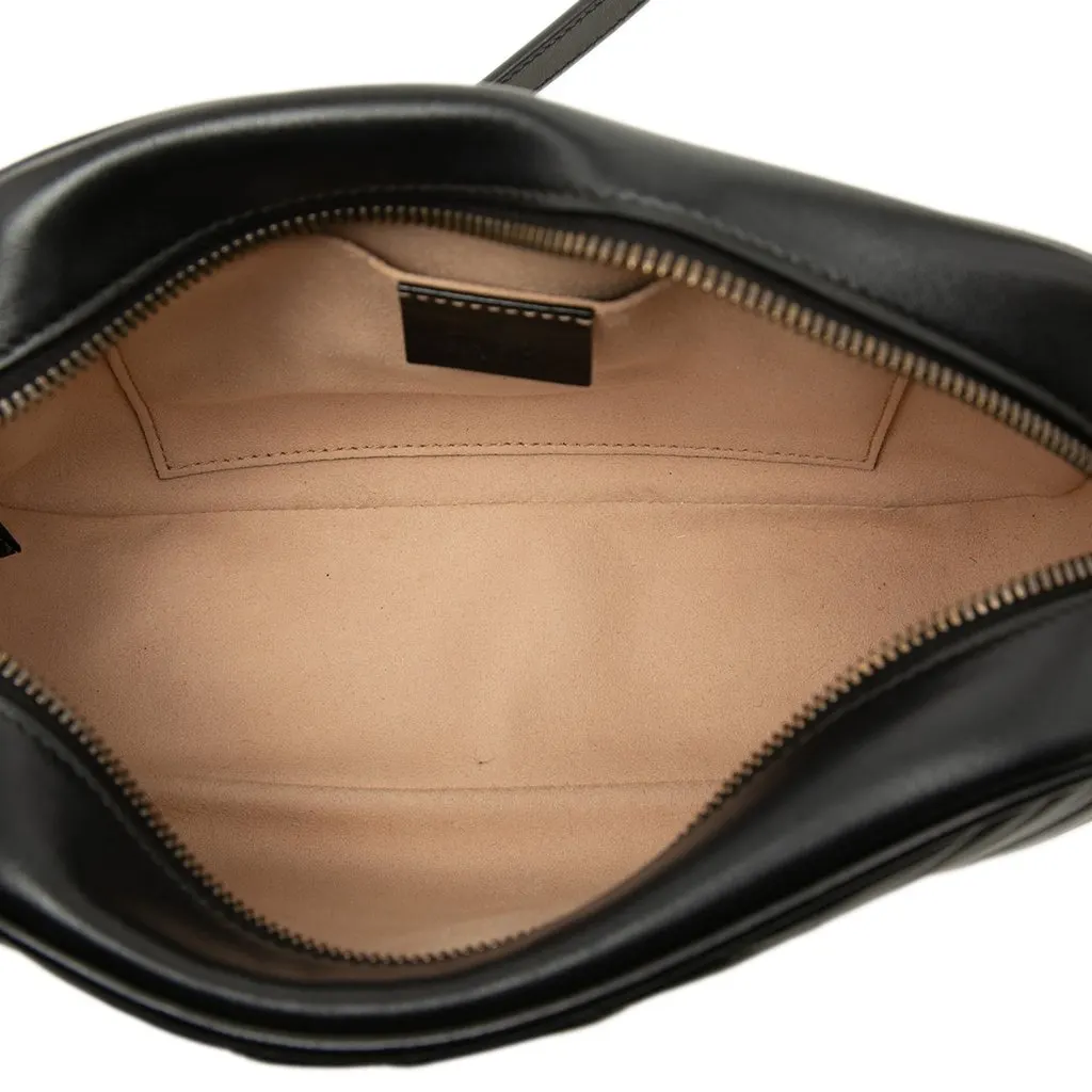 Gucci Small GG Marmont Matelasse Calfskin Crossbody Black Leather Very good - Model View